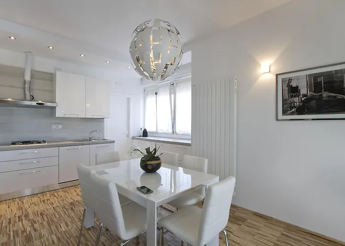 Apartament Attico Stema Luxury *